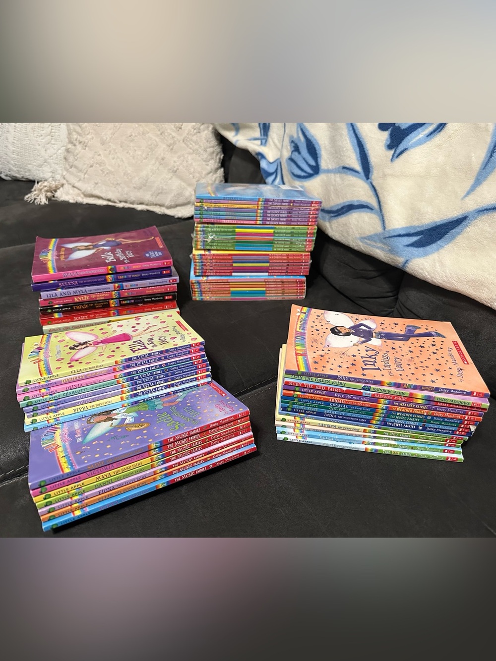 65 SCHOLASTIC RAINBOW MAGIC FAIRY BOOKS COLLECTION 🌈✨📚